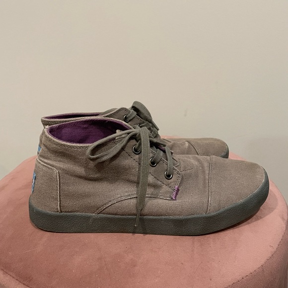 Toms Chucks Light Brown/Gray 7M - Picture 5 of 8